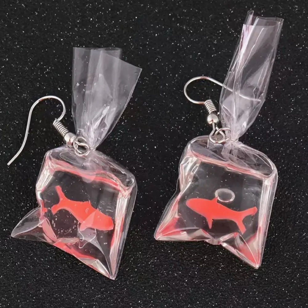 🐠Orange Goldfish Pet in a bag earrings - Picture 4 of 5